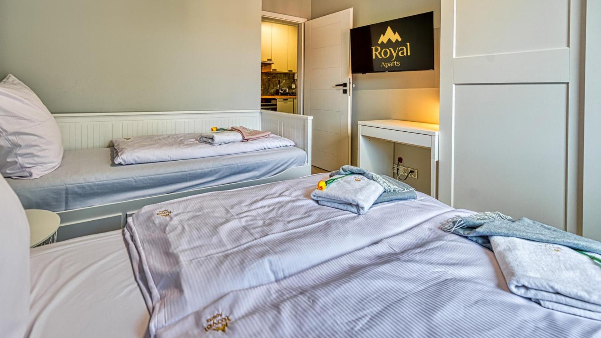 Apartamenty Z Basenem I Saunami Stone Hill Resort Vip Centrum By Royal Aparts Szklarska Poreba Exterior photo
