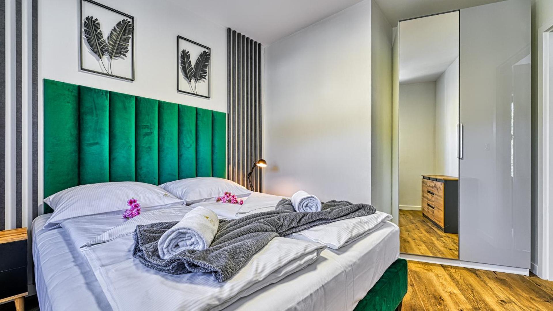 Apartamenty Z Basenem I Saunami Stone Hill Resort Vip Centrum By Royal Aparts Szklarska Poreba Exterior photo